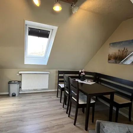 Travemuende Leuchtfeuer Apartment Lubeck